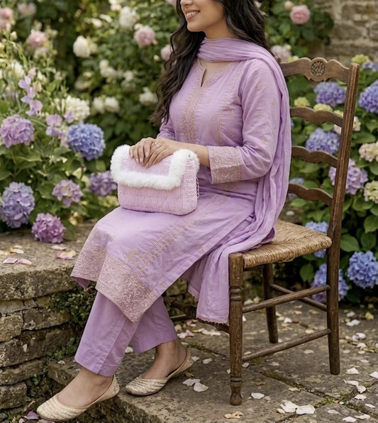 BLOUSH CROCHET PURSE