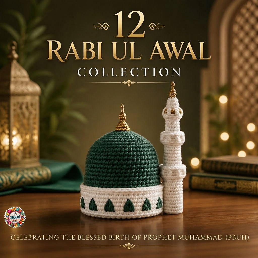 Gumbad-e-Khazra Crochet Showpiece